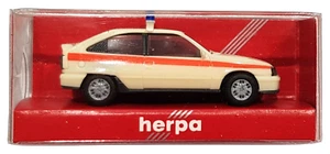 1:87 Scale Herpa 4107 Opel Kadett GSi (Vauxhall Astra) - NOTARZT - BNIB - Picture 1 of 1