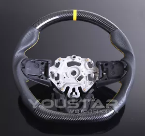 YELLOW Line CARBON FIBER Lederlenkrad für MINI F54 F55 F56 F57 F60 - Picture 1 of 11