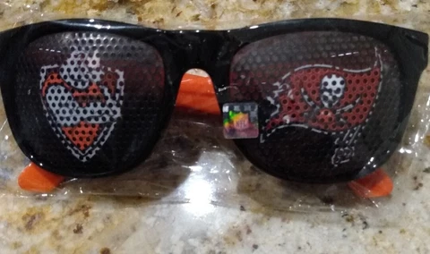 NFL Game Day Shades Tampa Bay Buccaneers Sunglasses Sponsor TheRhino.cim Cover