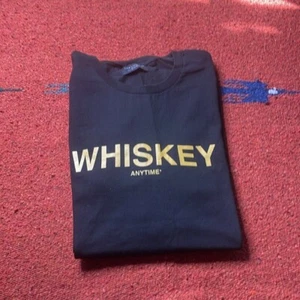 T-Bar Cotton On Whiskey * Anytime Gold Black Herren XL Tee - Bild 1 von 7