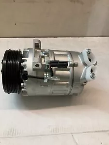 Compresor de aire acondicionado para Nissan Qashqai Renault Trafic Vivaro 2006-14 - Imagen 1 de 5