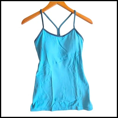 Camiseta sin mangas Lululemon espalda deportiva sujetador incorporado azul claro talla 6 Power Y Luon Foto 1 de 4