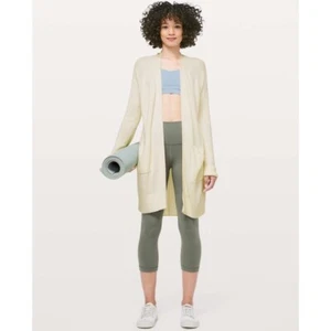 Lululemon Still At Ease Wrap Gr. 12 Strickjacke bequem Preppy Yoga - Bild 1 von 9