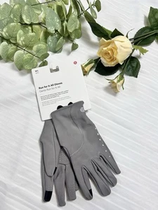 Neu mit Etikett $ 42 lululemon Run For It All Handschuhe - GULG grau - Größe M/L - Bild 1 von 7