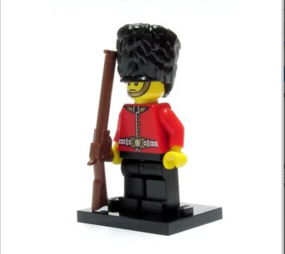 LEGO Royal Guard New/Sealed Series 5 Collectible Minifigure Set (8805) - Image 1 of 3