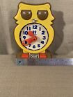 Vintage 1975 made in Hong Kong 10" Tomy Owl Answer Clock