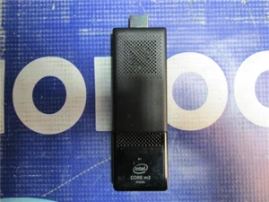 Intel Compute Stick STK2M3W64CC, M3-6Y30 900MHz, 4GB RAM, 64GB Almacenamiento Interno. - Imagen 1 de 5
