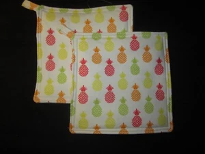 PINEAPPLE YELLOW GREEN ORANGE HANDMADE FABRIC POTHOLDER HOT PAD SET OF 2 - Picture 1 of 1