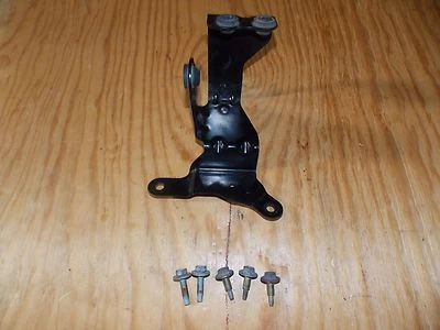 99-01 Ford Explorer 4.0L ABS Controller Pump MOUNT BRACKET w/Bolts OEM  - Image 1 of 4