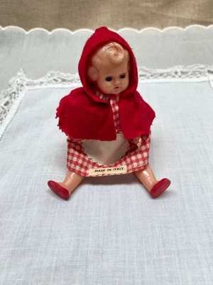 Boneca Chapeuzinho Vermelho Vintage, Brinquedo Articulado de Rima para Berçário Italiano - Imagem 1 de 4