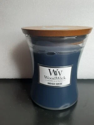 Pavio de madeira camurça índigo 9,7 oz. Frasco de vidro para vela ~ Crackles As It Burns - Imagem 1 de 4