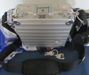 RIMOWA LUFTHANSA PICCOLO HANDTASCHE UMHÄNGEBOX TOP ZUSTAND! - Bild 1 von 15