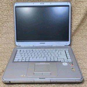 Compaq Presario R3000 Laptop For "Parts Only" No Power Charger - Picture 1 of 15