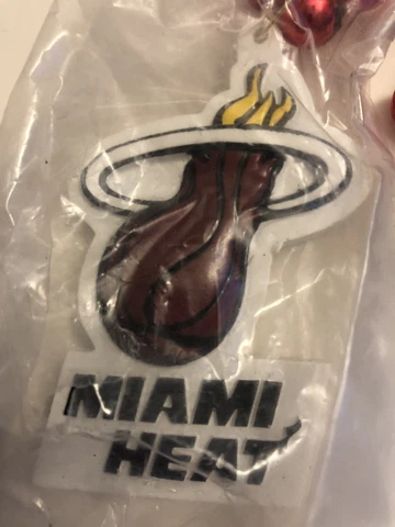 NBA Miami Heat Basketball Sports Beads Necklace New Cover