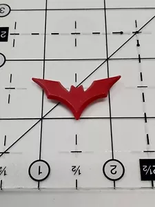 McFarlane Toys DC Multiverso Foraggio Batarang Rosso Scala 7" 1/10 Batwoman Smascherato - Foto 1 di 4