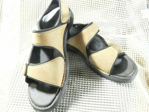 Dunham Aspen Mens Leather Sandals Size 14 label, fit like Sz 13, NEW No Box - Foto 1 di 10