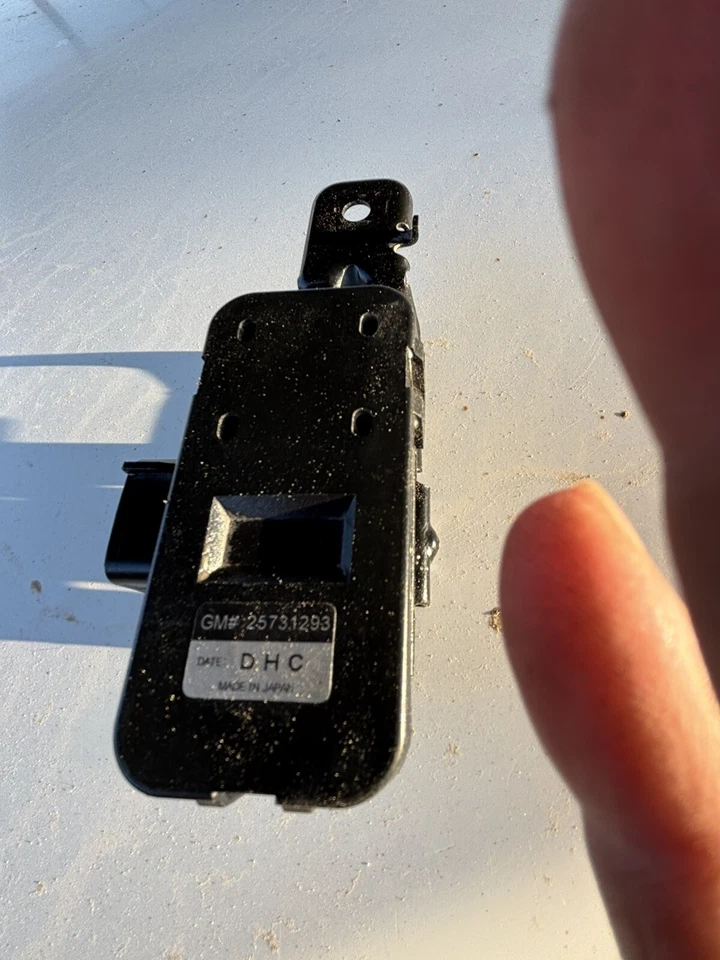 Sensor de temperatura Cadillac STS 2005-2007 R2063 25731293 Foto 1 de 4