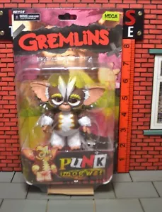 NECA Gremlins 2 Mogwai Action Figure - Punk - Picture 1 of 3