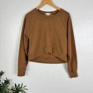 Sudadera Pullover Recortada BEYOND YOGA Uplift en Caramelo Talla M - Imagen 1 de 7
