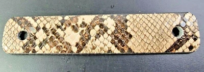 HECHO A MANO IMITACIÓN PITÓN SERPIENTE PELO PALO PASADOR PASADOR CUERO ACCESORIO NUEVO Foto 1 de 4