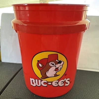 Mini cubo rojo Buc-ee’s logotipo oficial Bucees cubo de recuerdo coleccionable Foto 1 de 2