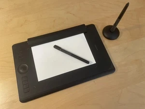 Wacom Intros Pro Paper Edition Drawing Tablet USB & Bluetooth in Packaging - Afbeelding 1 van 10