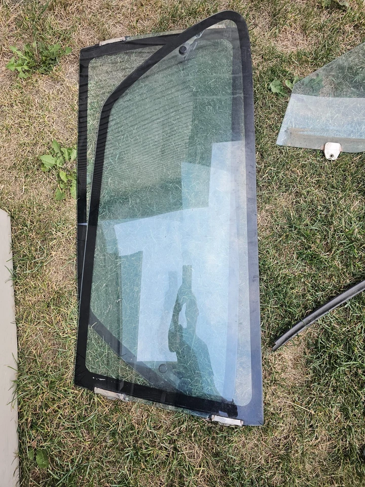 Honda Civic EF 1988-1991 escotilla cuarto trasero vidrio conductor lados izquierdo y derecho  Foto 1 de 1