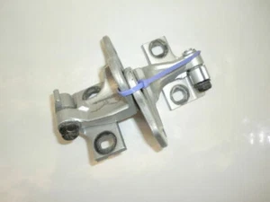 BMW E65 7er  Türschaniere Schaniere Tür hinten rechts           9/10290 - Bild 1 von 2