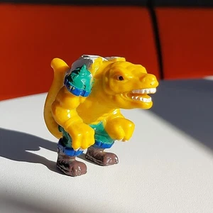 Vintage Extreme Dinosaurs Rare T-Bone KFC Toy 2" Minifigure Figure excellent - Picture 1 of 8