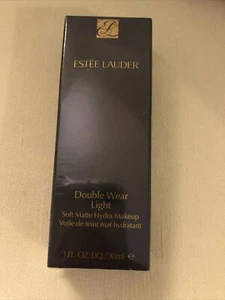 Estee Lauder Double Wear Light Soft Matte Hydra Makeup 7N1 AMBRA PROFONDA - SIGILLATO - Foto 1 di 1
