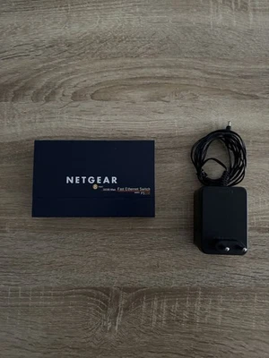 NETGEAR FS108 8-Port Fast Ethernet Switch – Voll funktionsfähig - Bild 1 von 4