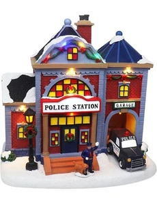 Top Treasures Villaggio di Natale Stazione di Polizia Frgurina Musicale Preilluminata Nuova con scatola - Foto 1 di 5