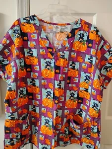 Comfy Cotton 2 Pocket Halloween Witches Scrub Top Size 2X - Picture 1 of 1