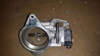 BMW 328i 528i 1996-1997-1998 carrocería del acelerador secundario  Foto 1 de 3