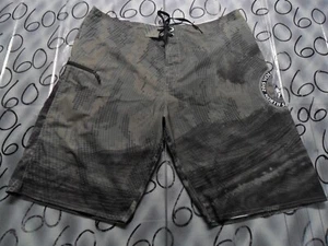 Pantalones cortos profesionales Volcom Stone 2015 North Shore Oahu Hawaii Pipe talla 36 - Imagen 1 de 5