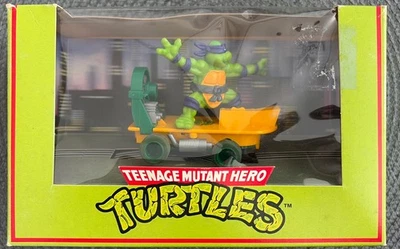 Scalextric Teenage Mutant Ninja Turtles Party Wagon & Skateboard Donatello TMHT - Image 1 of 4