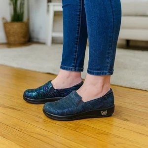 Zapatos zueco cómodos brillantes de cuero negro para mujer Alegria Keli talla 38 8 EE. UU. - Imagen 1 de 13