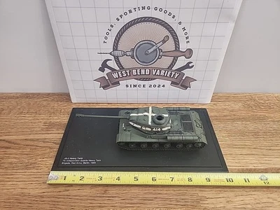 Hobby Master 1/72 Scale HG7001 JS-2 Russian Heavy Tank Diecast Model S25 - Image 1 of 4