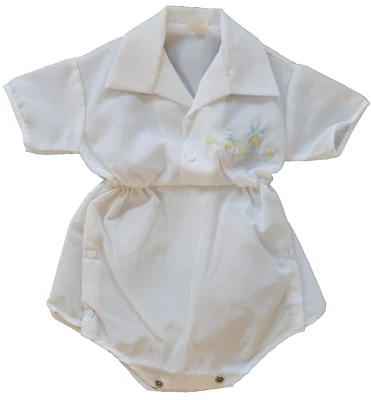 Mameluco PEE-WEE TOGS Blanco SS Niño 9 meses Usado en Excelente Condición Plástico Forrado Parte Inferior Bordado Foto 1 de 4