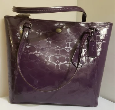 Bolso de Mano Coach Peyton Charol con Cremallera F32581 Nuevo con Etiquetas Ciruela Foto 1 de 4
