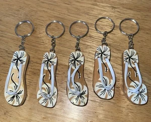 Flip-Flop Keychains White Jasmine Flowers 5 Pieces Party Favors For Sharing  - Picture 1 of 5