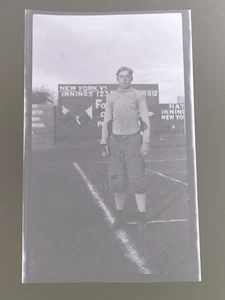 2 FOTO NEGATIVI 1910 POSSIBILMENTE GIOCATORI ALLO STADIO POLO NEW YORK GIANTS - Foto 1 di 4