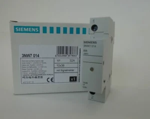 Siemens 3NW7 014 Fuse Base for Cylindrical Fuses, 1P, 32A, 690V - NEW Surplus! - Picture 1 of 4