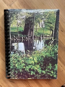 VTG 1972 Bayou Cuisine St. Stephens Episcopal Church Cookbook Indianola MS - Picture 1 of 10