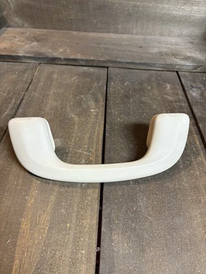 1999-2004 Jeep Grand Cherokee WJ Right Front A Pillar Grab Handle GRAY - Image 1 of 4