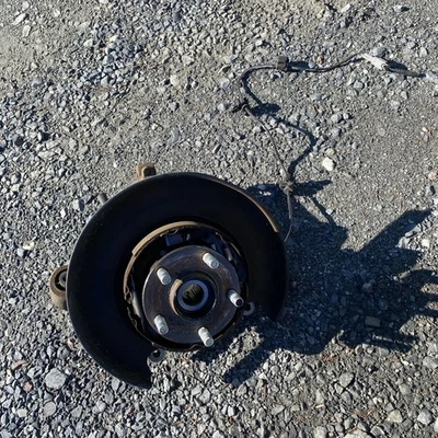 Subaru Impreza 2017 2018 2019 trasero izquierdo conductor nudillo husillo sensor abs Foto 1 de 4