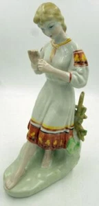 VINTAGE  USSR MADE 12" TALL UKRANIAN GIRL FIGURINE - Picture 1 of 5