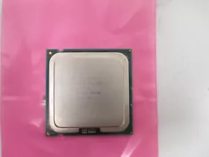 Intel Pentium Dual-core E5400 2.7GHz CPU SLGTK - Picture 1 of 4