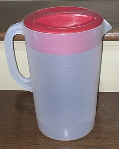 Rubbermaid Genuine Vintage Pitcher Classic 1 Gallon Clear Base Red Lid - Picture 1 of 6