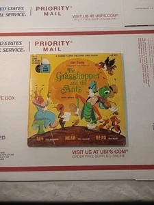 VINYL DISNEYLAND RECORD BOOK DISNEY THE GRASSHOPPER & THE ANTS 7" 1968 - Picture 1 of 9